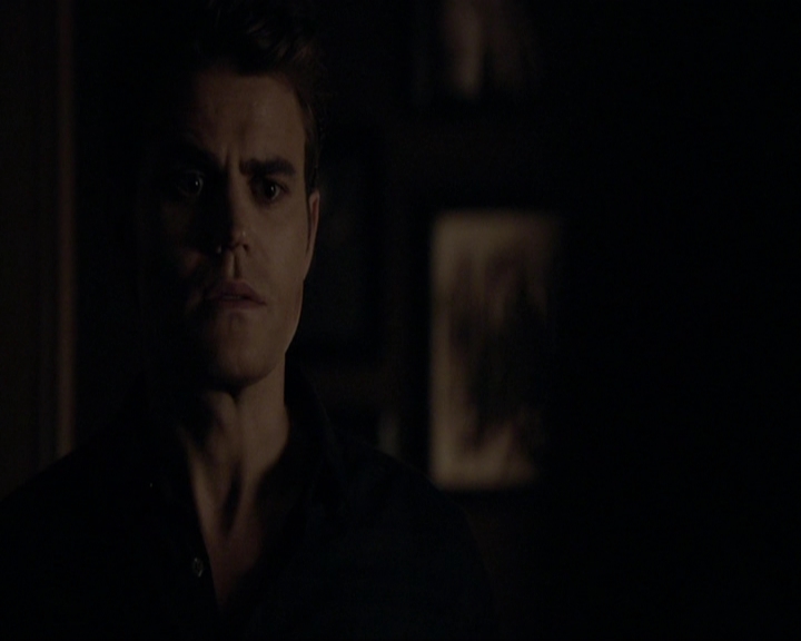 VampireDiariesWorld-dot-nl_7x11ThingsWeLostInTheFire1135.jpg