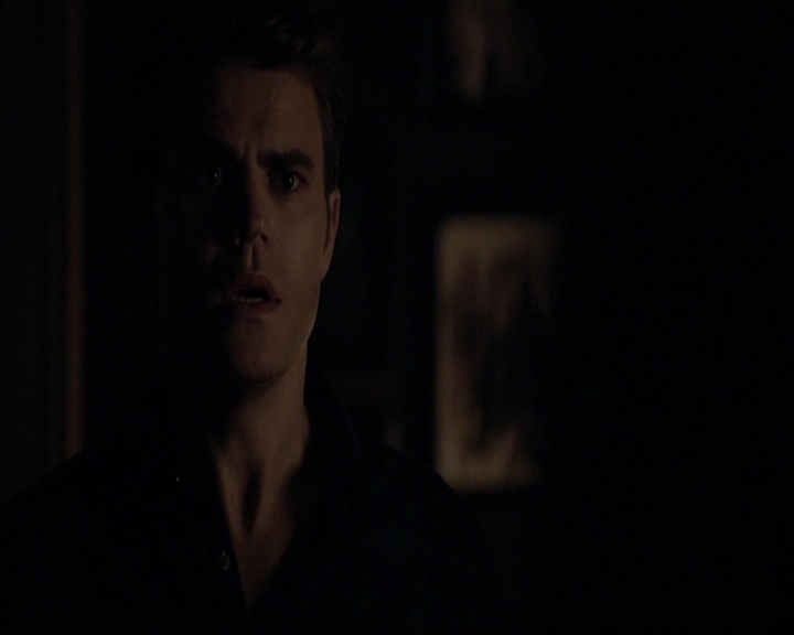 VampireDiariesWorld-dot-nl_7x11ThingsWeLostInTheFire1136.jpg