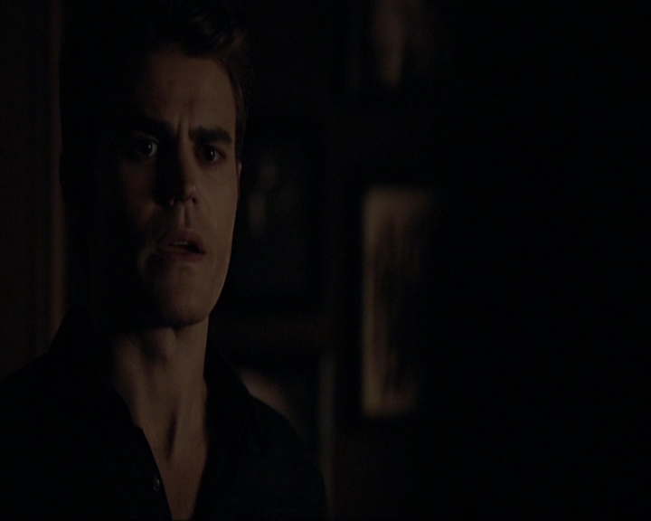 VampireDiariesWorld-dot-nl_7x11ThingsWeLostInTheFire1140.jpg