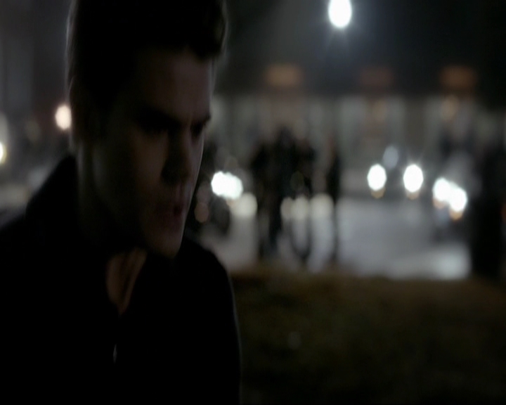 VampireDiariesWorld-dot-nl_7x11ThingsWeLostInTheFire1166.jpg