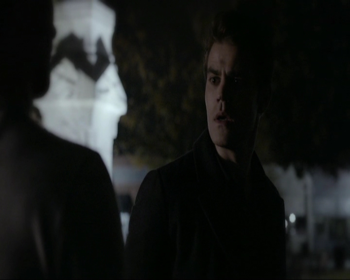 VampireDiariesWorld-dot-nl_7x11ThingsWeLostInTheFire1178.jpg