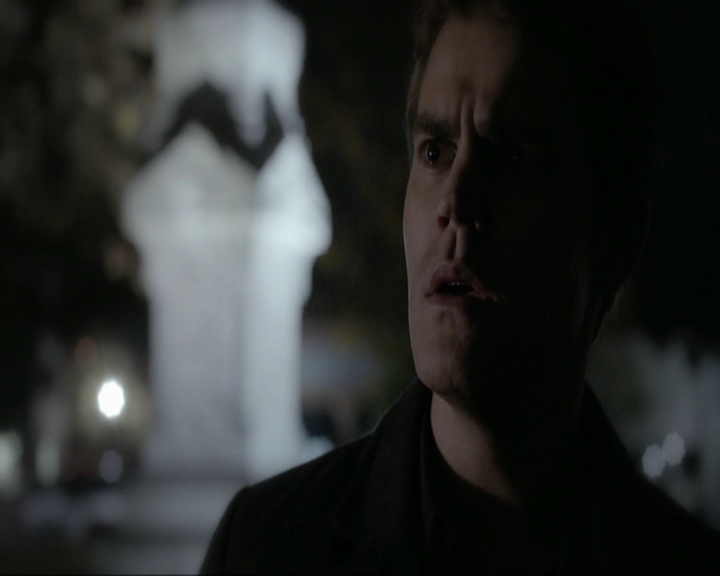 VampireDiariesWorld-dot-nl_7x11ThingsWeLostInTheFire1192.jpg