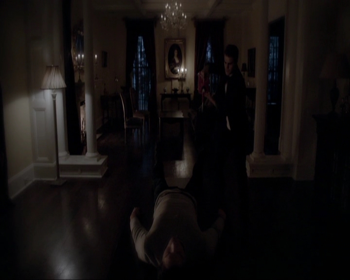 VampireDiariesWorld-dot-nl_7x11ThingsWeLostInTheFire1226.jpg