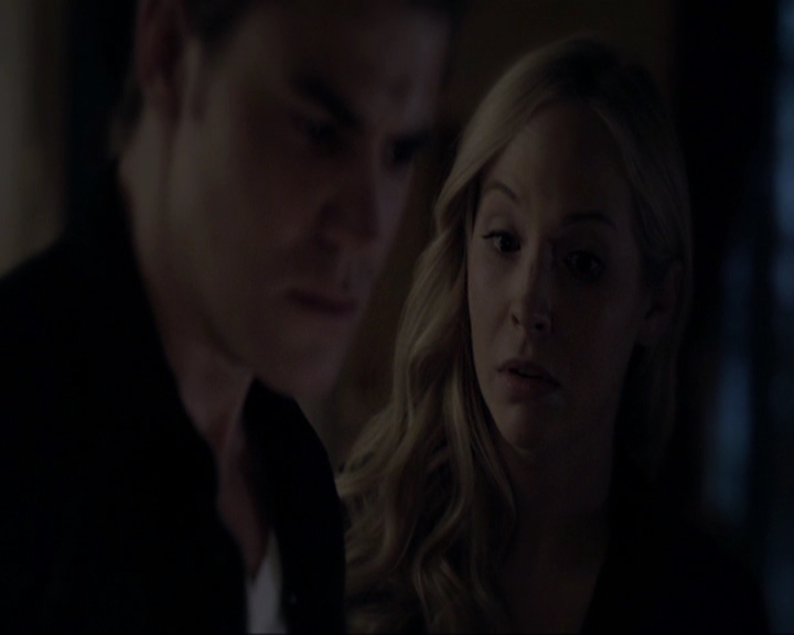 VampireDiariesWorld-dot-nl_7x11ThingsWeLostInTheFire1257.jpg