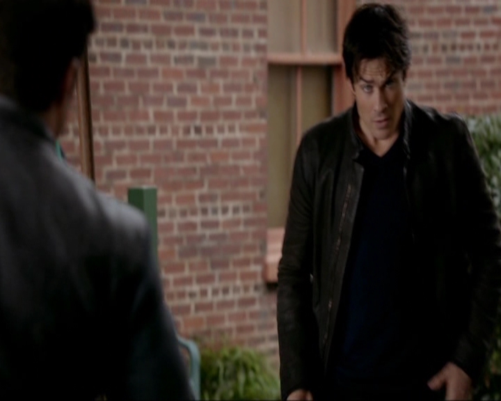 VampireDiariesWorld-dot-nl_7x11ThingsWeLostInTheFire1382.jpg