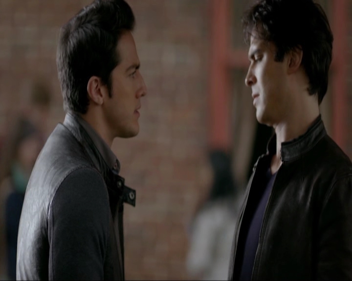 VampireDiariesWorld-dot-nl_7x11ThingsWeLostInTheFire1387.jpg