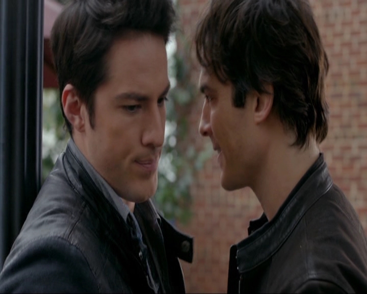 VampireDiariesWorld-dot-nl_7x11ThingsWeLostInTheFire1428.jpg