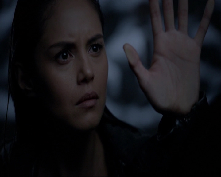 VampireDiariesWorld-dot-nl_7x13ThisWomansWork0171.jpg