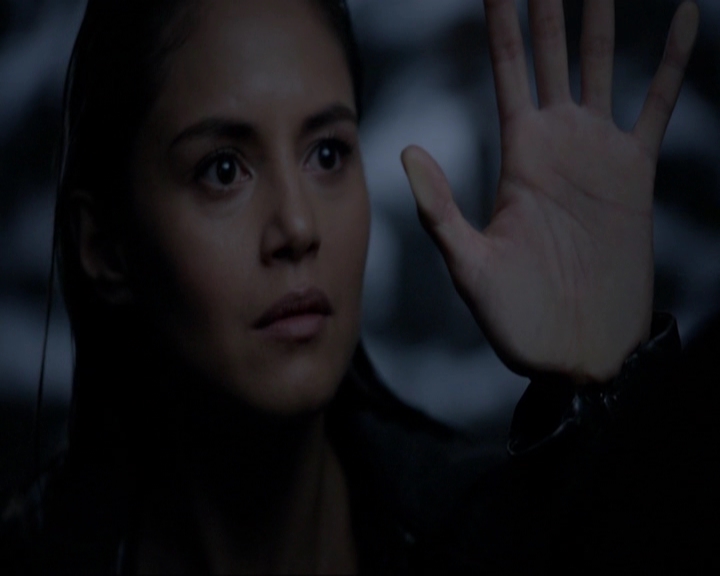 VampireDiariesWorld-dot-nl_7x13ThisWomansWork0172.jpg