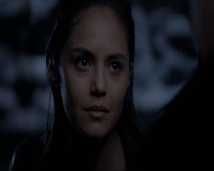 VampireDiariesWorld-dot-nl_7x13ThisWomansWork0183.jpg