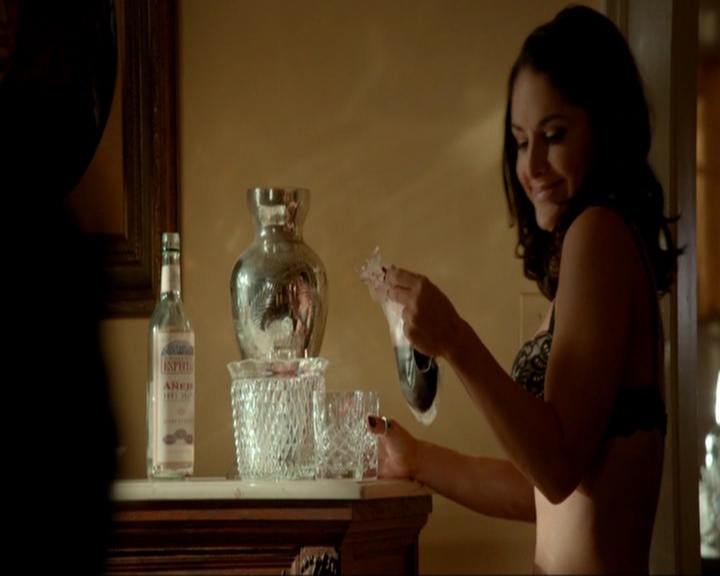 VampireDiariesWorld-dot-nl_7x13ThisWomansWork0234.jpg