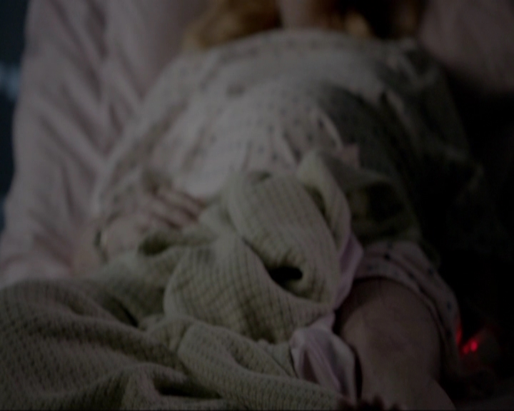 VampireDiariesWorld-dot-nl_7x13ThisWomansWork0323.jpg