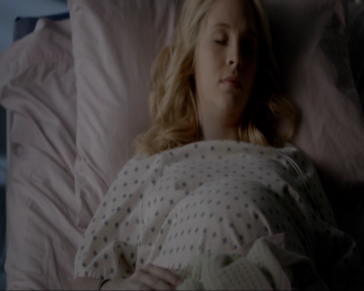 VampireDiariesWorld-dot-nl_7x13ThisWomansWork0325.jpg