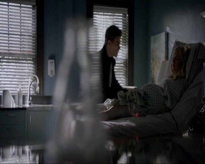 VampireDiariesWorld-dot-nl_7x13ThisWomansWork0328.jpg