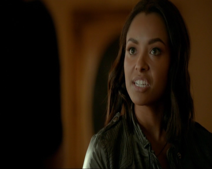 VampireDiariesWorld-dot-nl_7x13ThisWomansWork0506.jpg