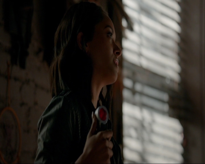 VampireDiariesWorld-dot-nl_7x13ThisWomansWork0792.jpg