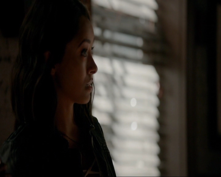 VampireDiariesWorld-dot-nl_7x13ThisWomansWork0802.jpg