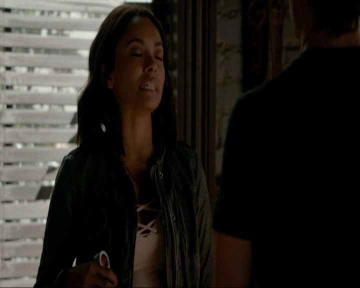 VampireDiariesWorld-dot-nl_7x13ThisWomansWork0807.jpg