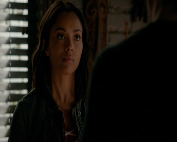 VampireDiariesWorld-dot-nl_7x13ThisWomansWork0830.jpg