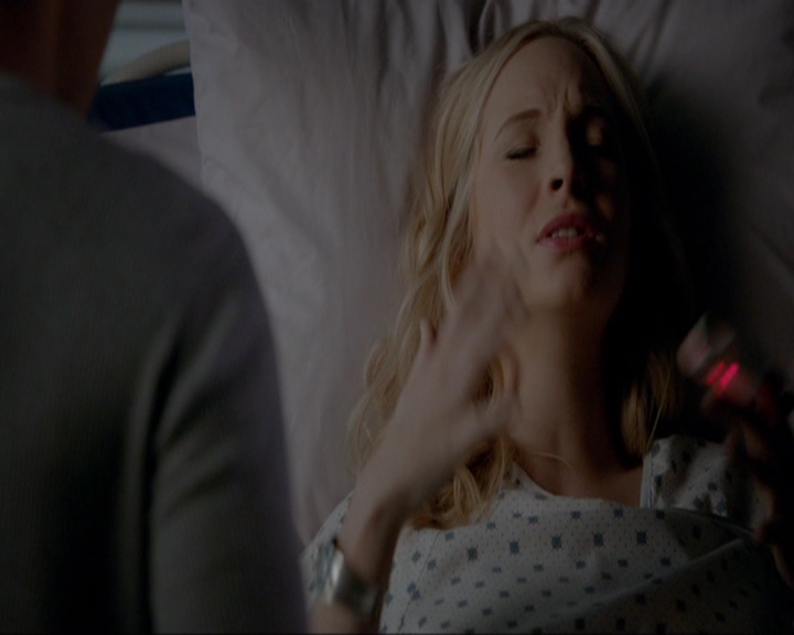 VampireDiariesWorld-dot-nl_7x13ThisWomansWork0864.jpg