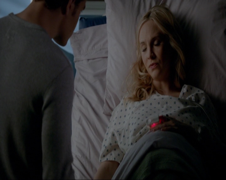 VampireDiariesWorld-dot-nl_7x13ThisWomansWork0873.jpg