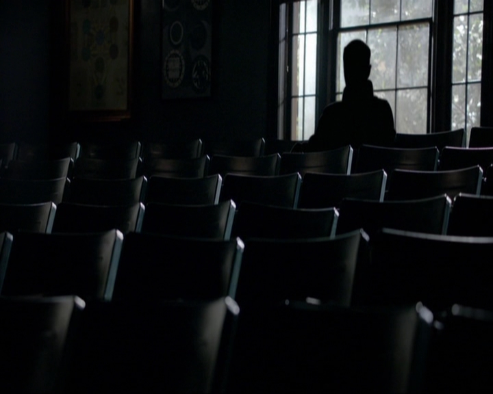 VampireDiariesWorld-dot-nl_7x13ThisWomansWork0905.jpg