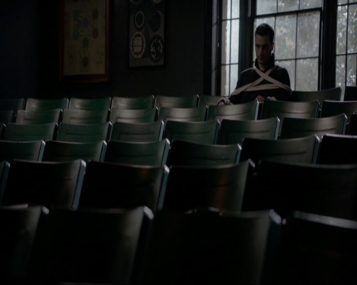 VampireDiariesWorld-dot-nl_7x13ThisWomansWork0912.jpg