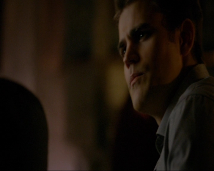 VampireDiariesWorld-dot-nl_7x14MoonlightOnTheBayou0440.jpg