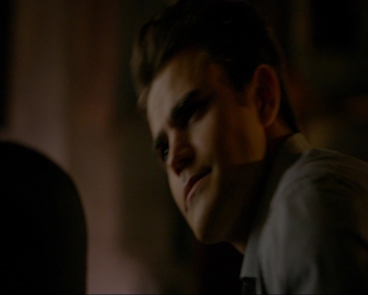 VampireDiariesWorld-dot-nl_7x14MoonlightOnTheBayou0441.jpg