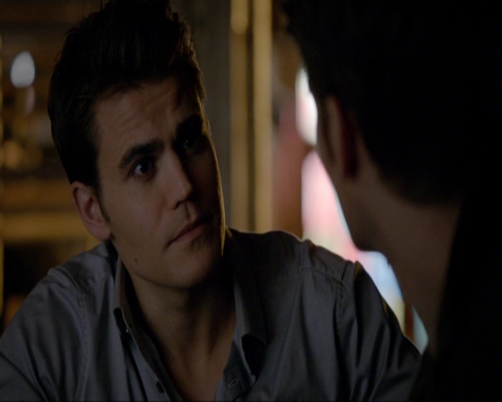 VampireDiariesWorld-dot-nl_7x14MoonlightOnTheBayou0488.jpg