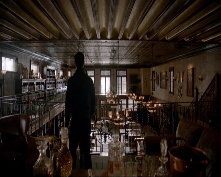 VampireDiariesWorld-dot-nl_7x14MoonlightOnTheBayou0771.jpg