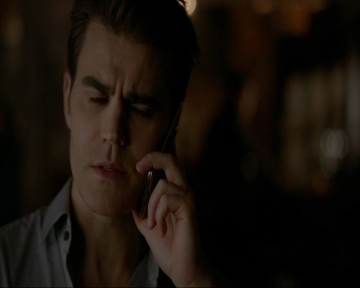 VampireDiariesWorld-dot-nl_7x14MoonlightOnTheBayou1270.jpg