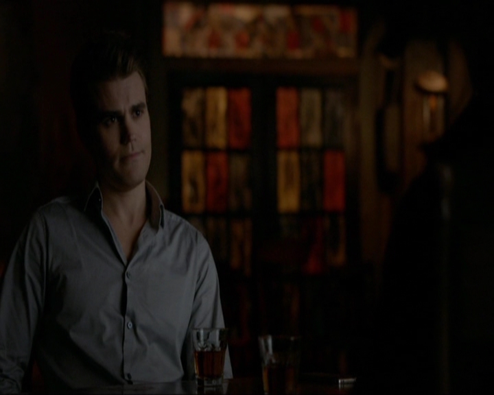 VampireDiariesWorld-dot-nl_7x14MoonlightOnTheBayou1284.jpg