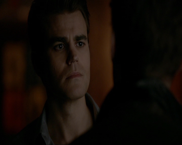 VampireDiariesWorld-dot-nl_7x14MoonlightOnTheBayou1347.jpg