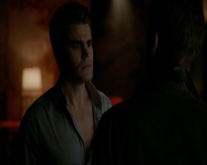 VampireDiariesWorld-dot-nl_7x14MoonlightOnTheBayou1360.jpg