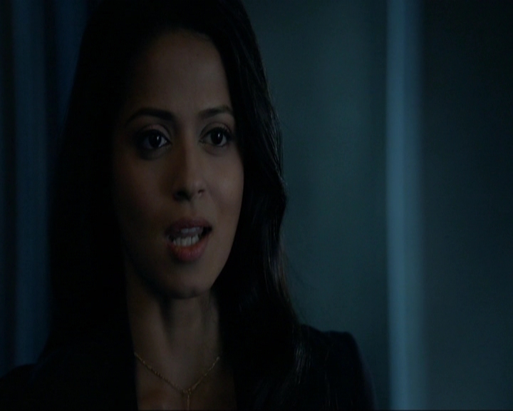 VampireDiariesWorld-dot-nl_7x14MoonlightOnTheBayou1968.jpg