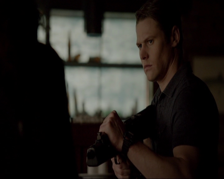 VampireDiariesWorld-dot-nl_7x15IWouldForYou0308.jpg