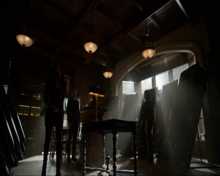 VampireDiariesWorld-dot-nl_7x15IWouldForYou0708.jpg