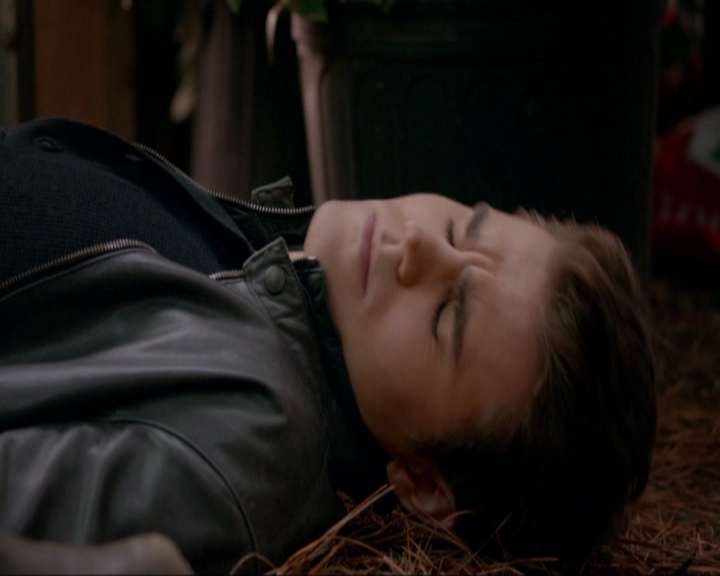 VampireDiariesWorld-dot-nl_7x15IWouldForYou0908.jpg