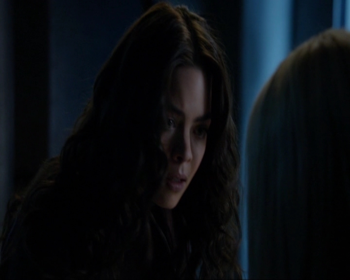 VampireDiariesWorld-dot-nl_7x16DaysOfFuturePast0319.jpg