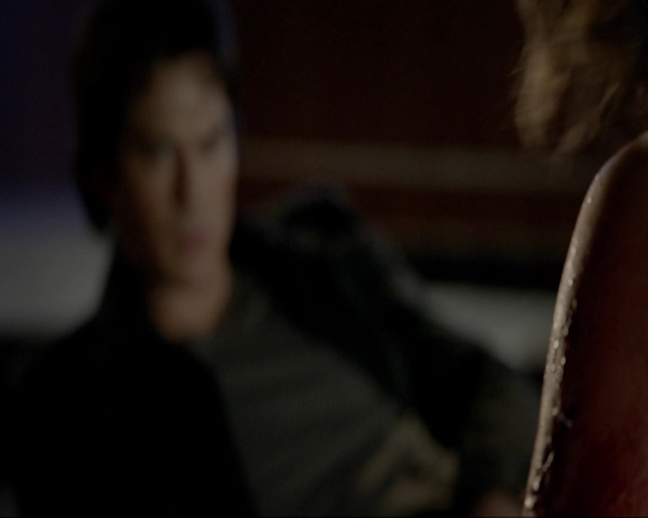 VampireDiariesWorld-dot-nl_7x16DaysOfFuturePast0528.jpg