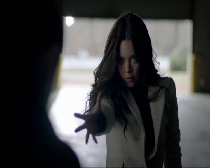 VampireDiariesWorld-dot-nl_7x16DaysOfFuturePast0933.jpg