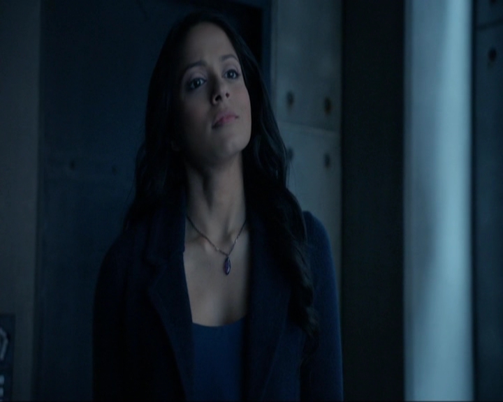 VampireDiariesWorld-dot-nl_7x16DaysOfFuturePast1205.jpg