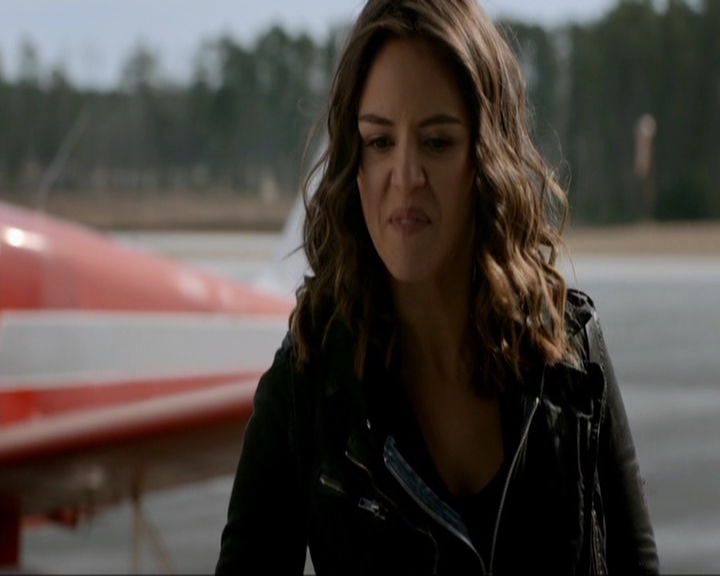 VampireDiariesWorld-dot-nl_7x16DaysOfFuturePast1853.jpg