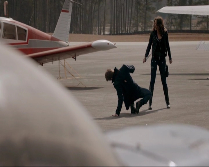 VampireDiariesWorld-dot-nl_7x16DaysOfFuturePast1909.jpg