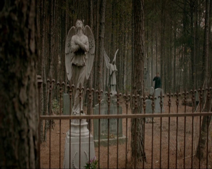 VampireDiariesWorld-dot-nl_7x16DaysOfFuturePast1968.jpg