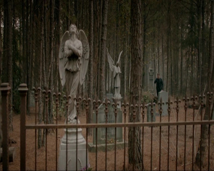 VampireDiariesWorld-dot-nl_7x16DaysOfFuturePast1969.jpg