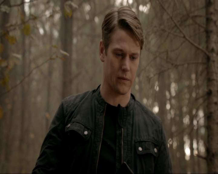 VampireDiariesWorld-dot-nl_7x16DaysOfFuturePast1974.jpg