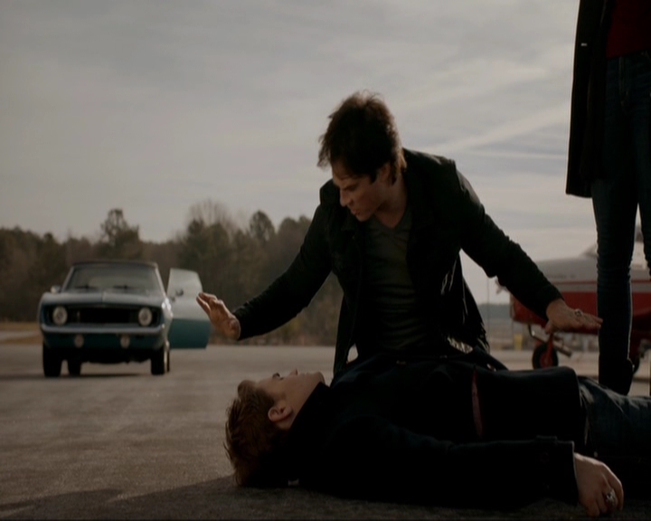 VampireDiariesWorld-dot-nl_7x16DaysOfFuturePast2066.jpg