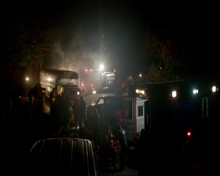 VampireDiariesWorld-dot-nl_7x17IWentToTheWoods0093.jpg